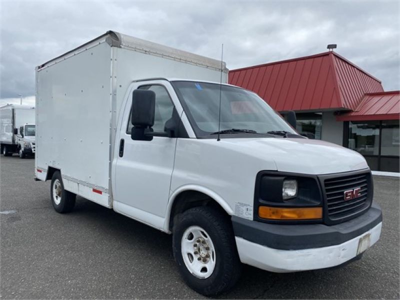 2003 GMC SAVANA G3500 - Portland Fuso